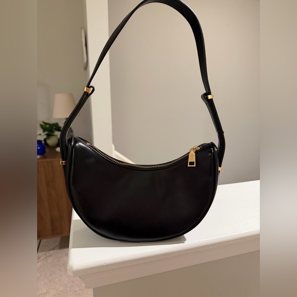 Keyli NWOT Black Crescent Shoulder Bag with Gold Accents - Picture 2 of 8